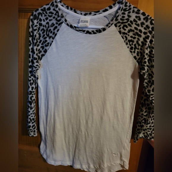 PINK top - Picture 2 of 2